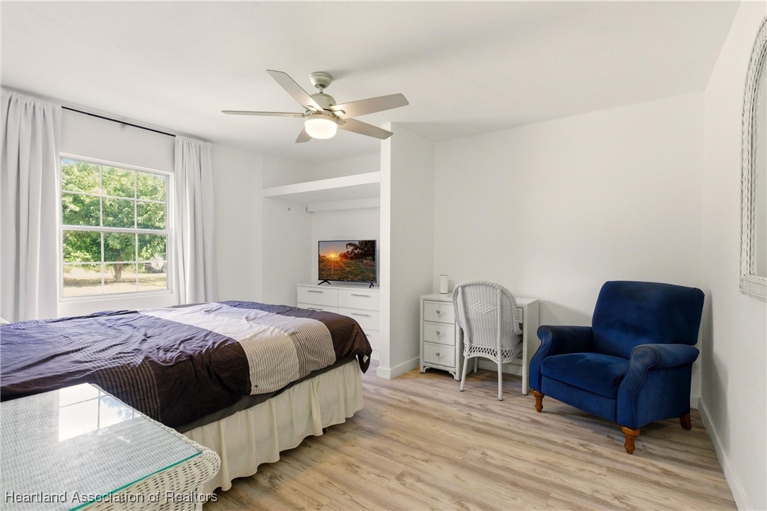 2124 Gardenview Road