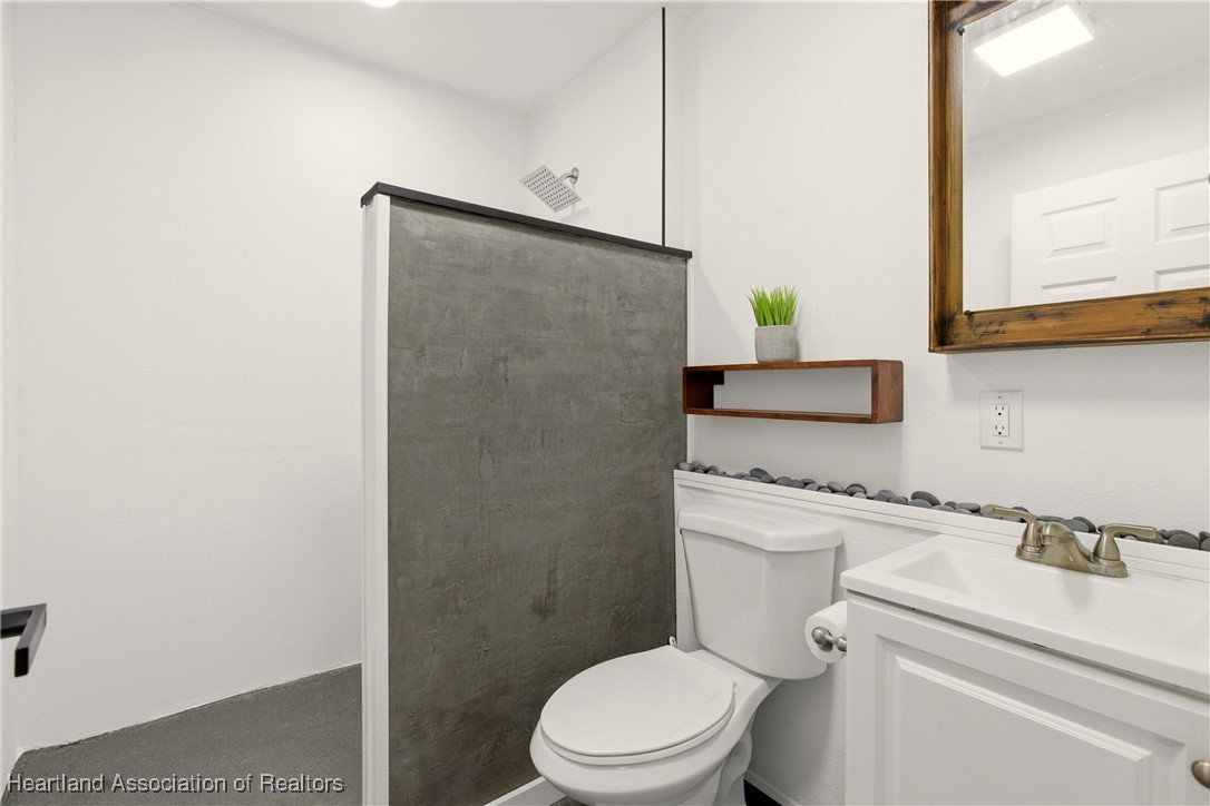 2124 Gardenview Road