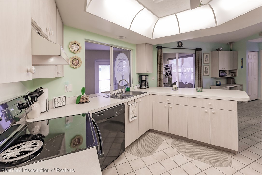 1855 Evergreen Street