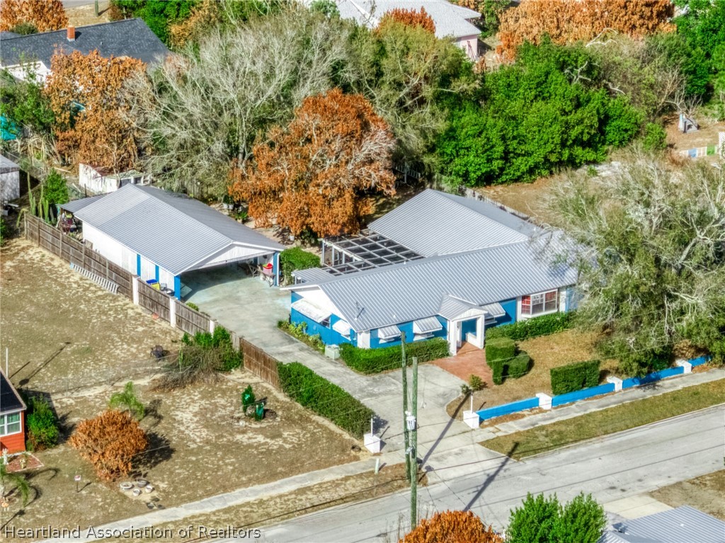 313 E Canfield Street