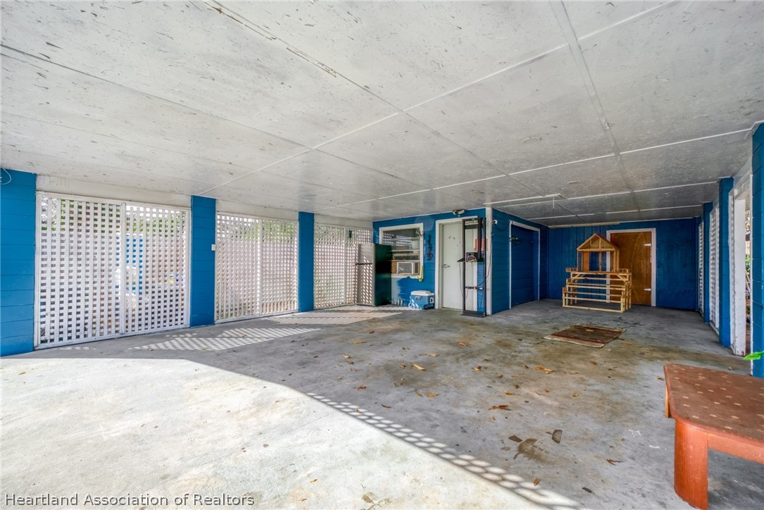 313 E Canfield Street