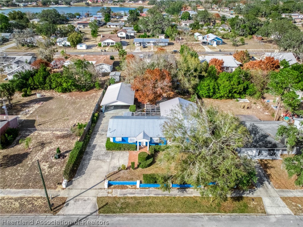 313 E Canfield Street