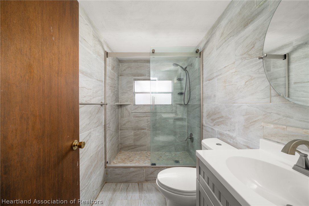 313 E Canfield Street