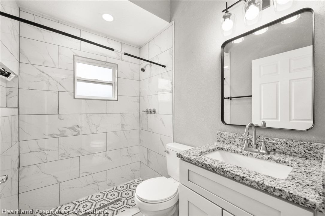 189 N Oleander Drive