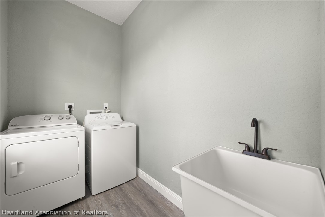 189 N Oleander Drive