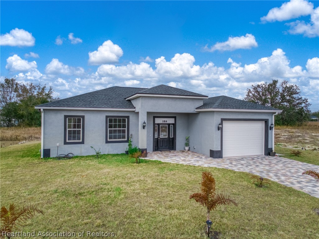 189 N Oleander Drive