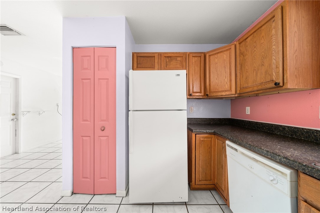 3518 Ellington Avenue