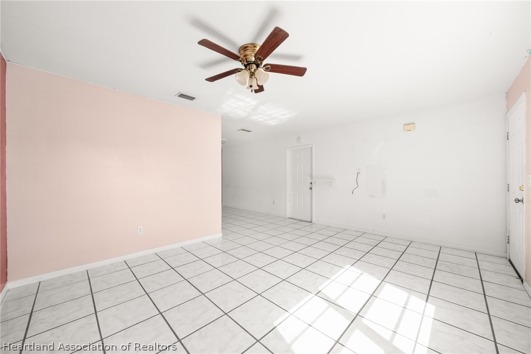 3518 Ellington Avenue