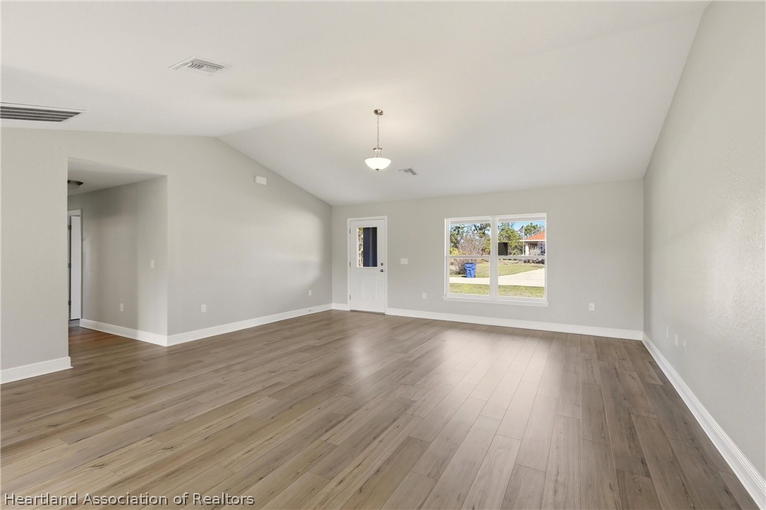 6823 Dickinson Drive