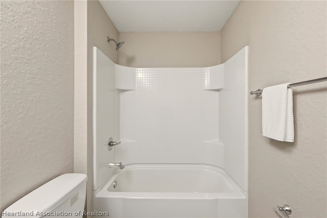 6823 Dickinson Drive