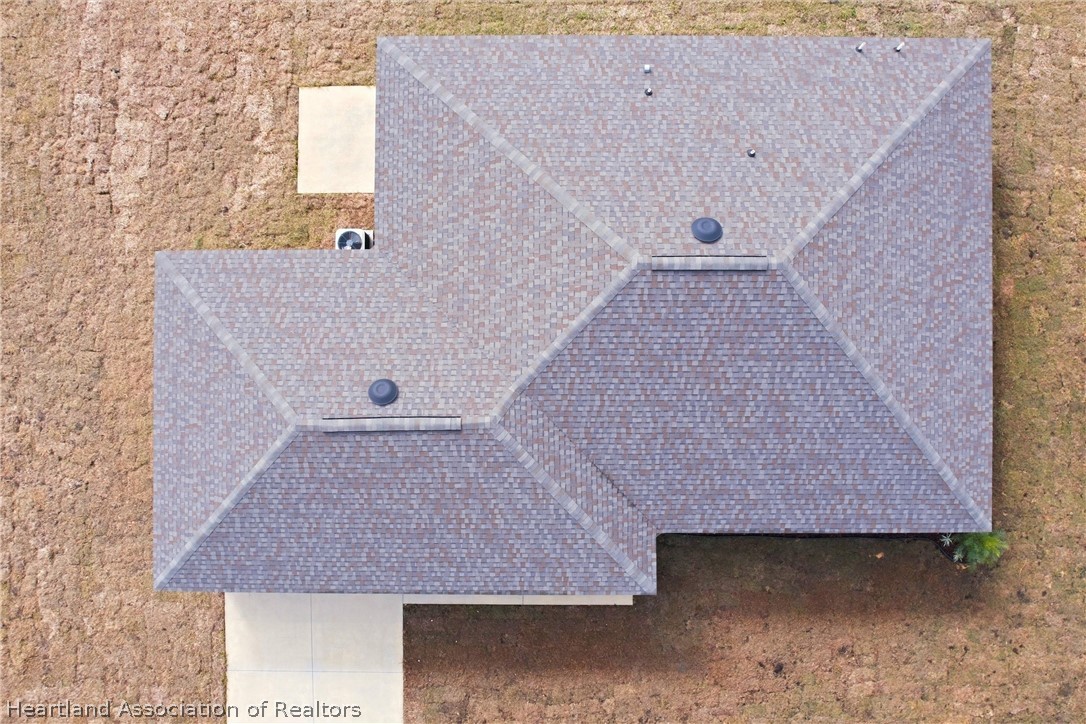 6823 Dickinson Drive