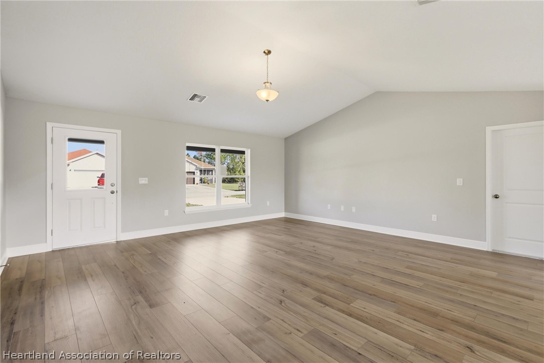 6823 Dickinson Drive