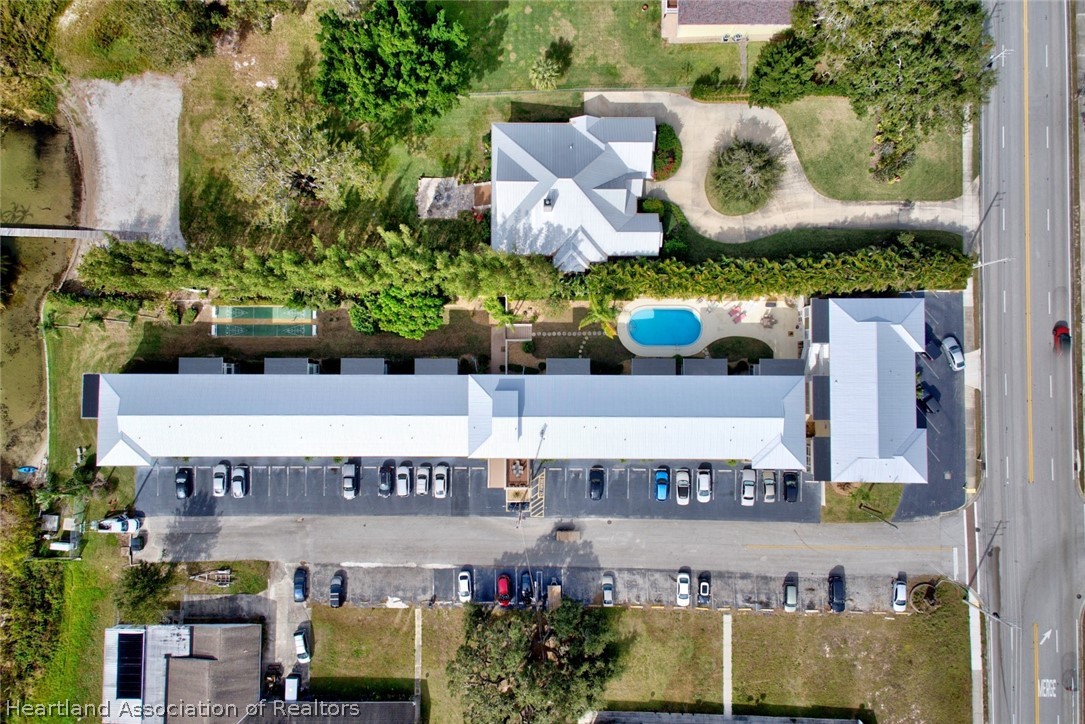 1801 Lakeview Drive 301