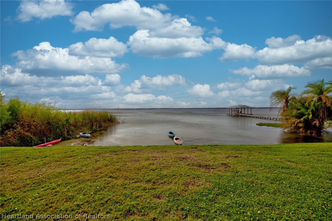 1801 Lakeview Drive 301
