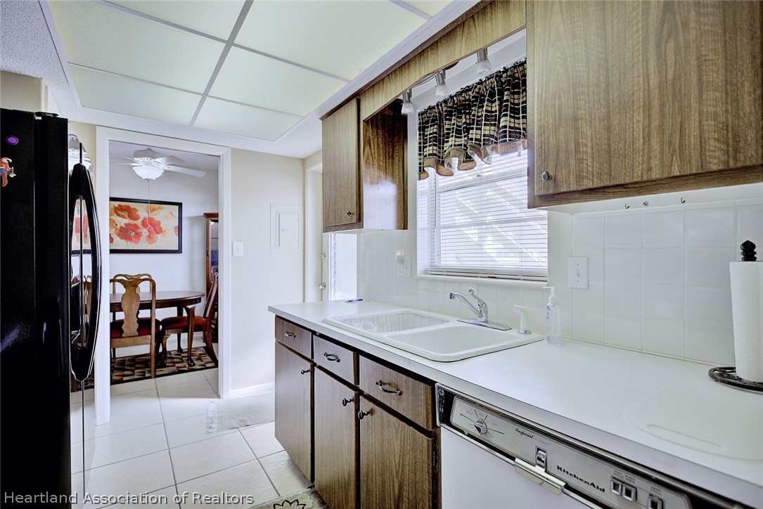 1801 Lakeview Drive 301