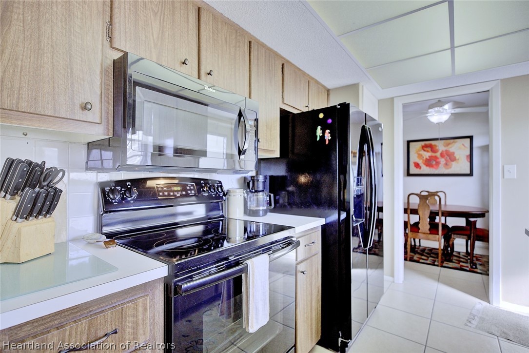 1801 Lakeview Drive 301