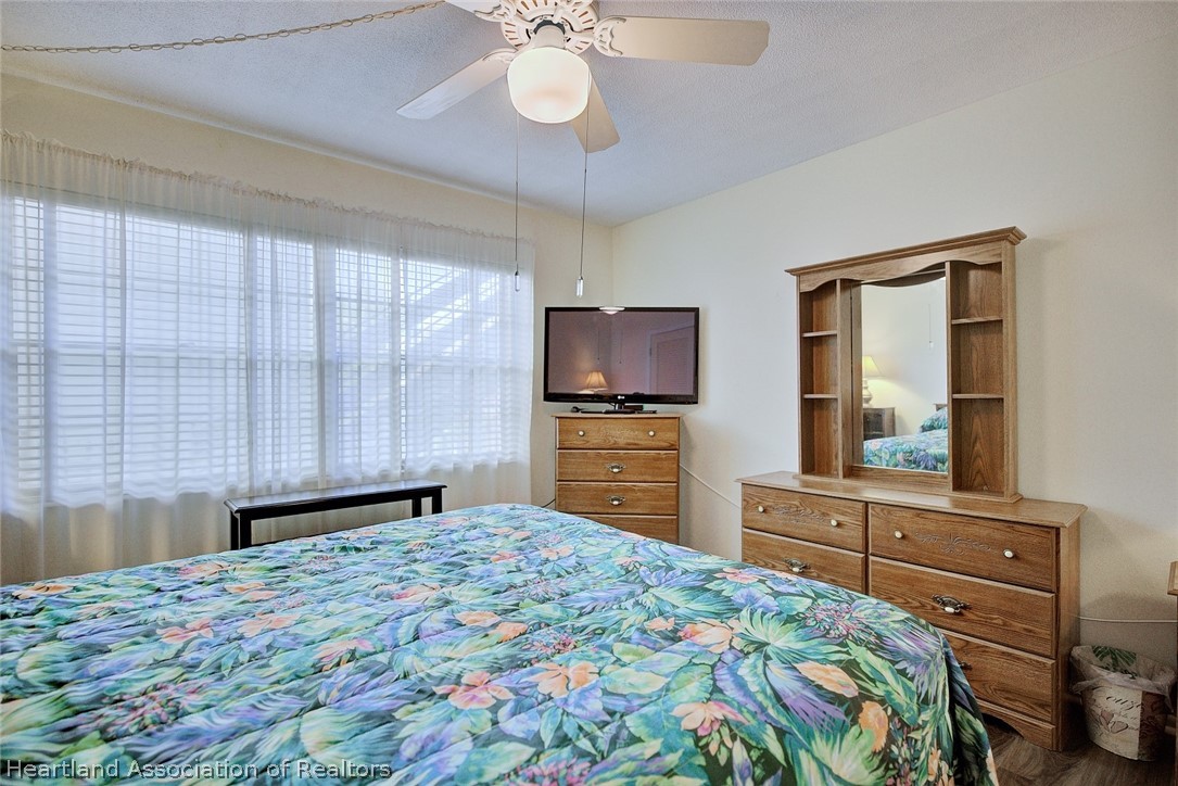 1801 Lakeview Drive 301