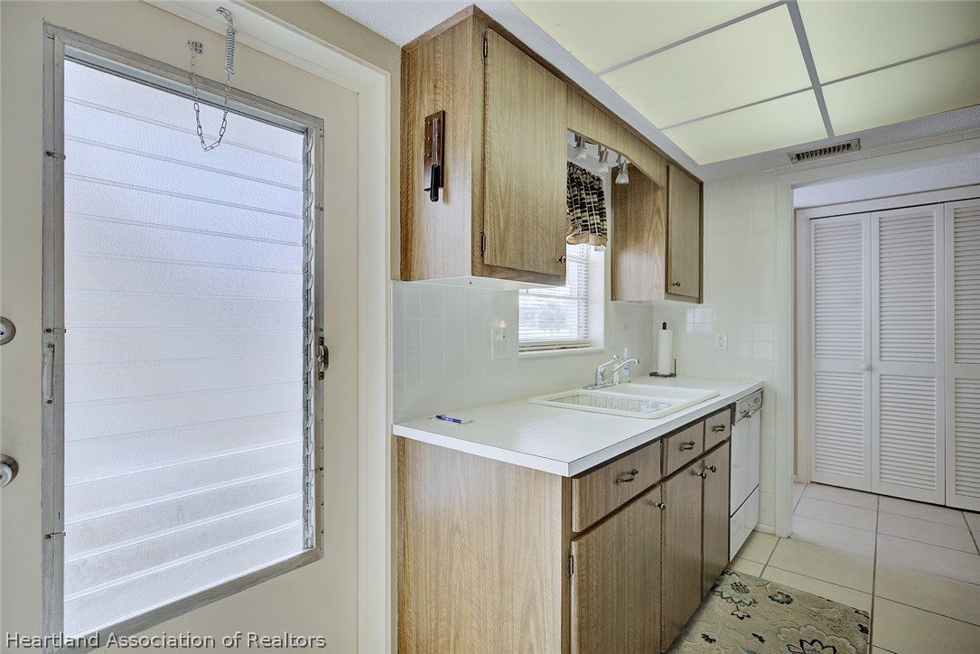 1801 Lakeview Drive 301