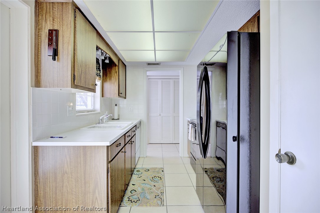 1801 Lakeview Drive 301