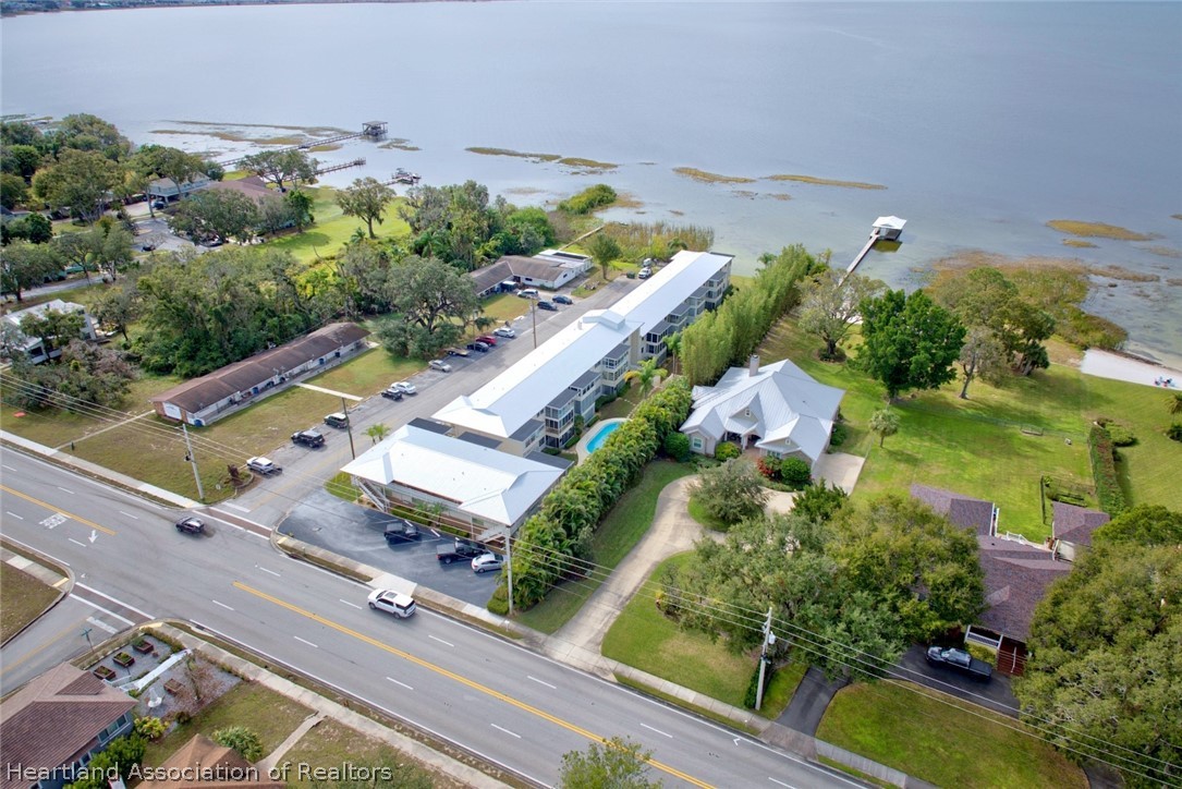 1801 Lakeview Drive 301