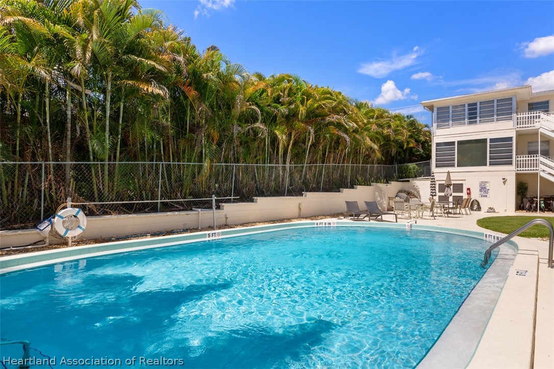 1801 Lakeview Drive 301