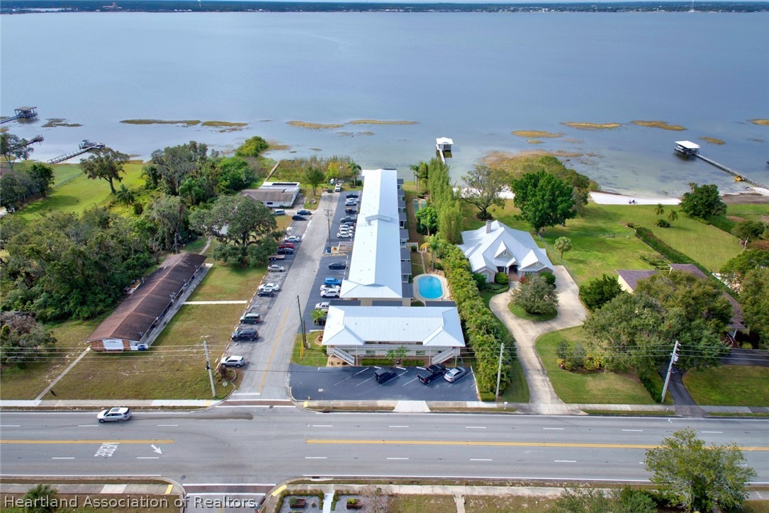 1801 Lakeview Drive 301