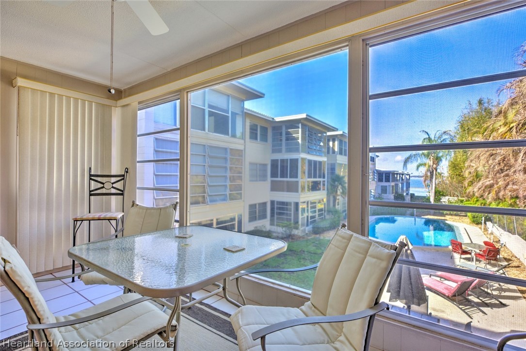 1801 Lakeview Drive 301