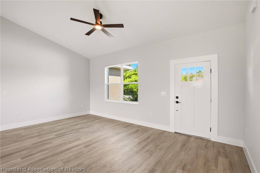 3108 Buttercup Lane