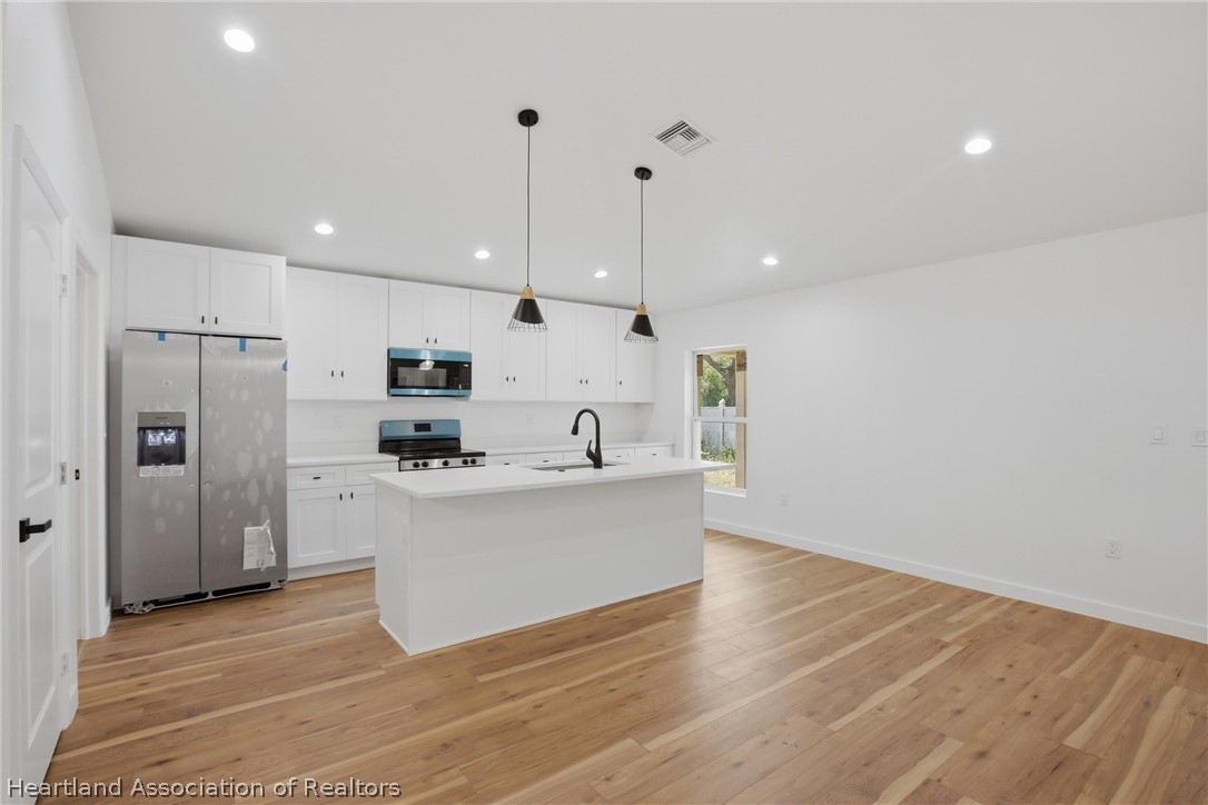 2031 W Myakka Road