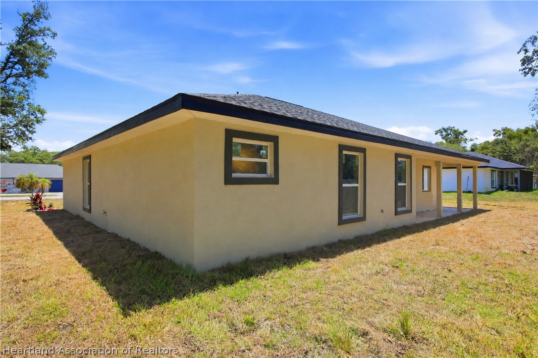 2031 W Myakka Road