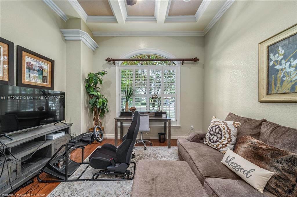 3859 Enchanted Oaks LN