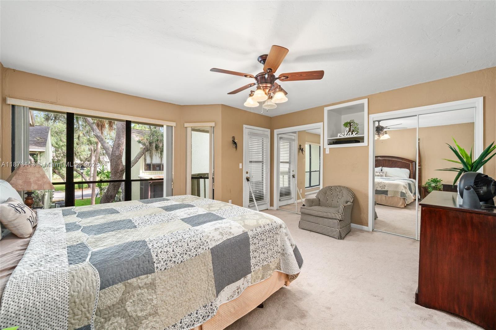 1561 Lakeview Drive Unit 969