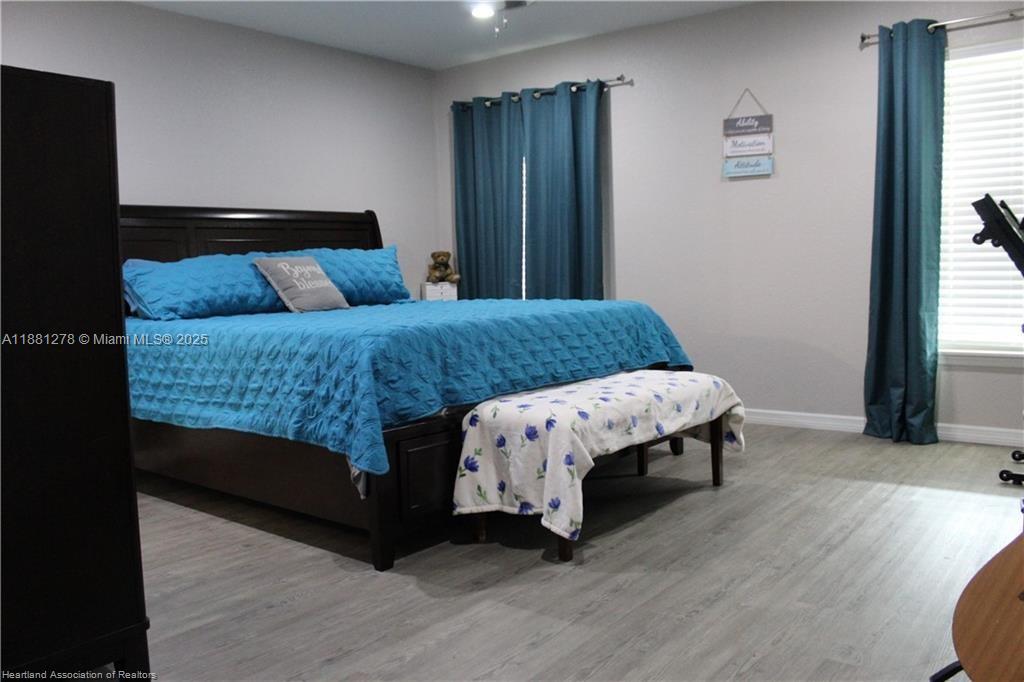 5195 Greenfields Run