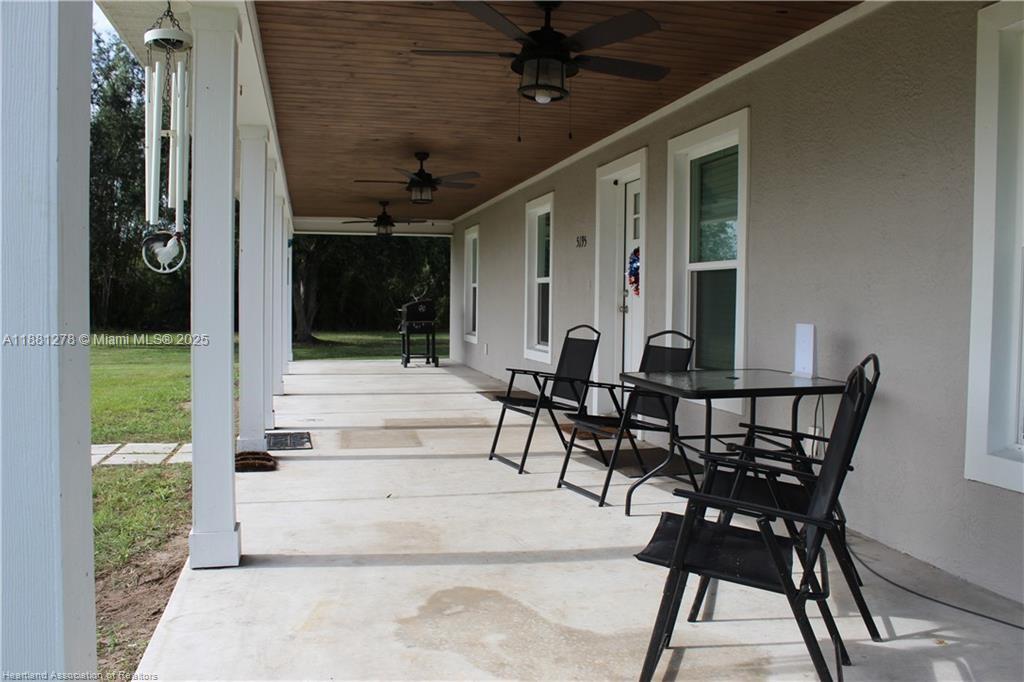 5195 Greenfields Run