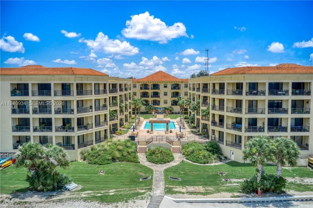 2351 Lakeview Drive # 115