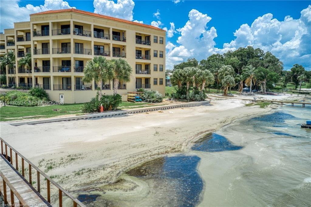 2351 Lakeview Drive # 115