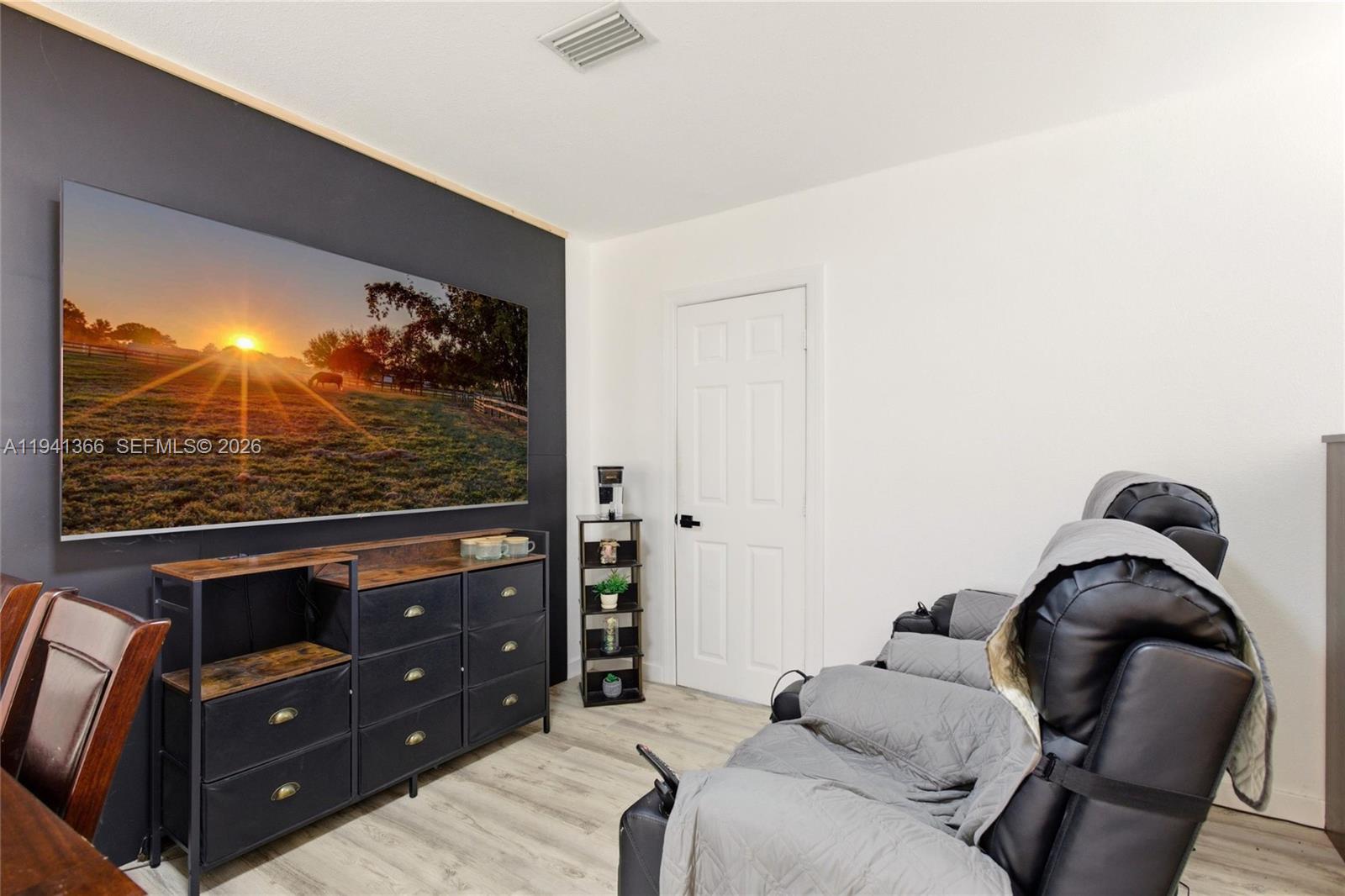 2124 Gardenview Road