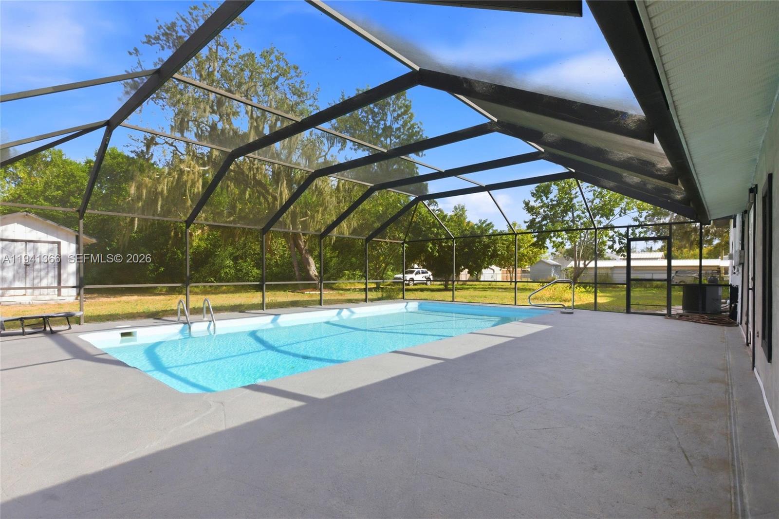 2124 Gardenview Road