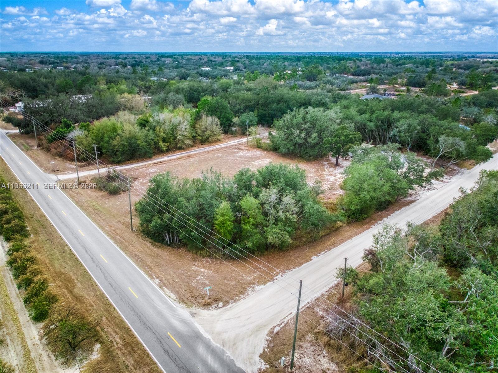 2713 W Hasbrouck Road