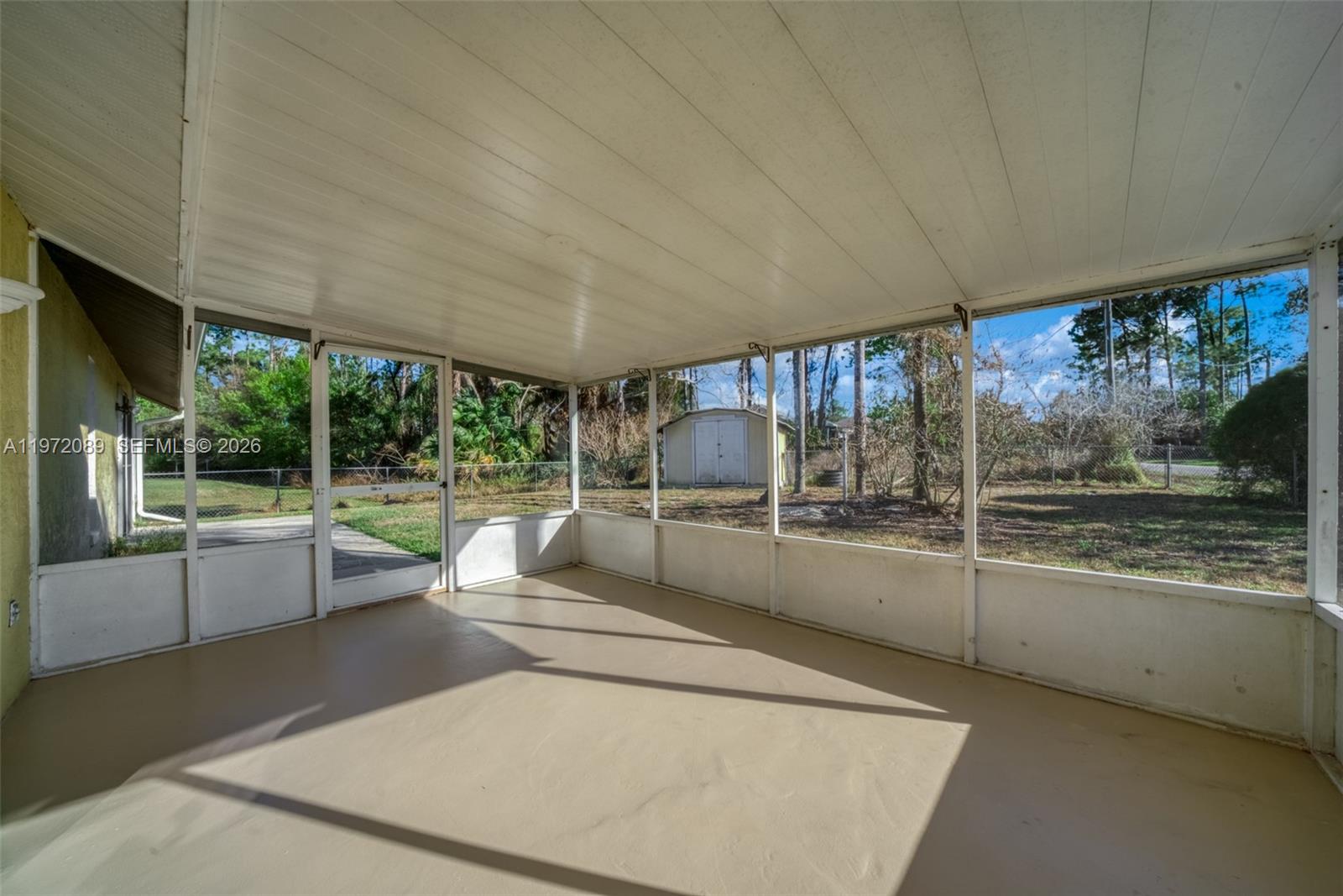 1273 Woodbury Avenue