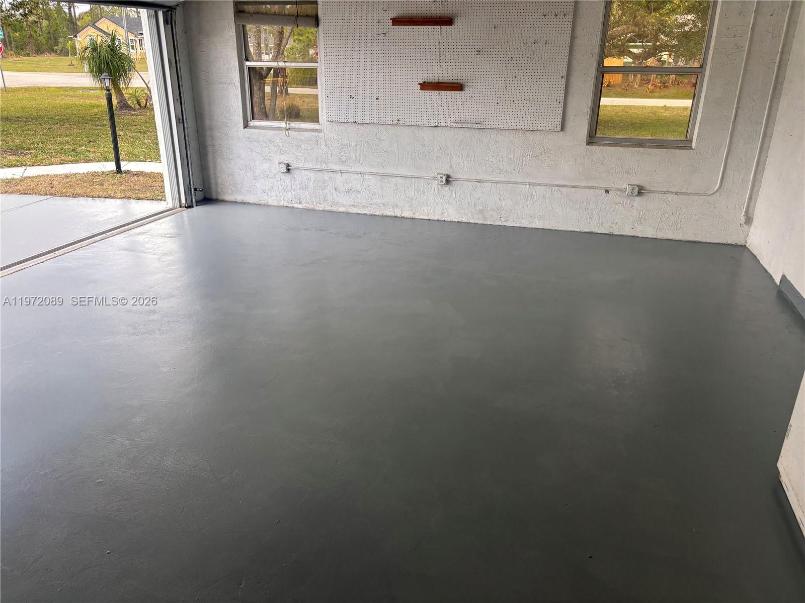 1273 Woodbury Avenue