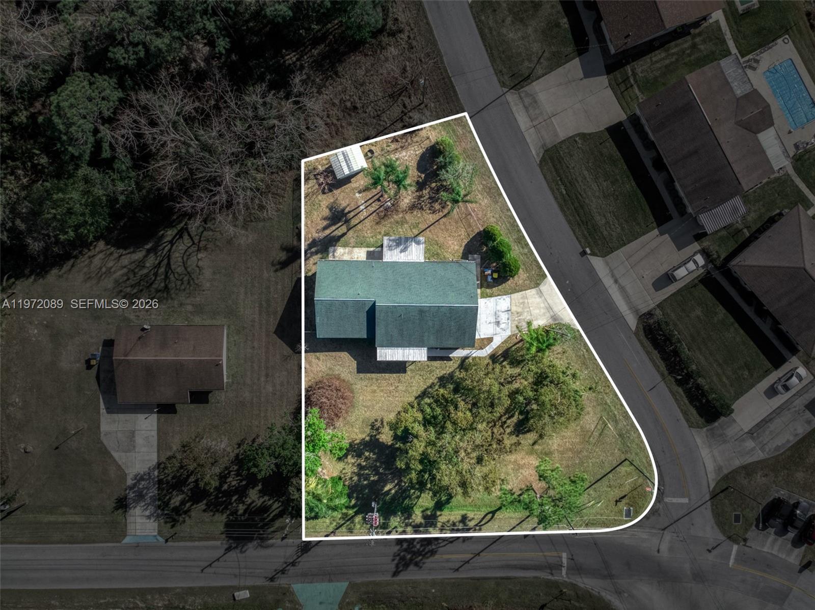 1273 Woodbury Avenue