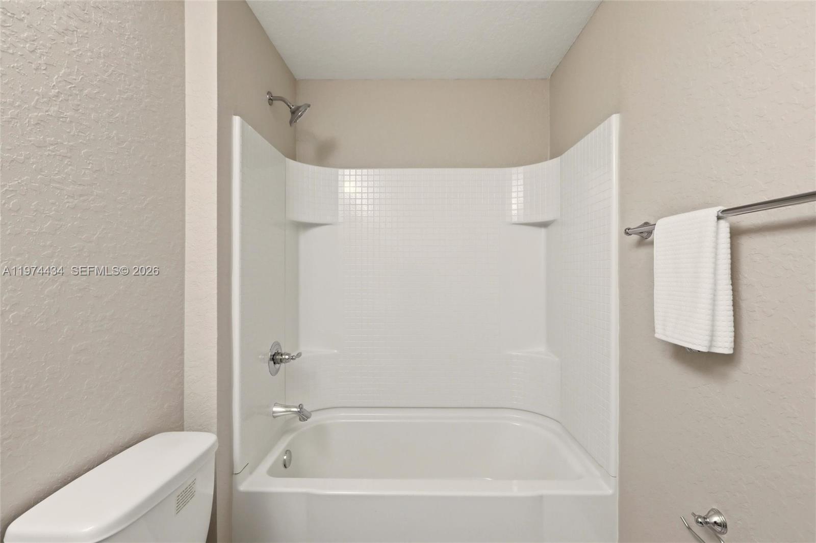 6823 Dickinson Drive