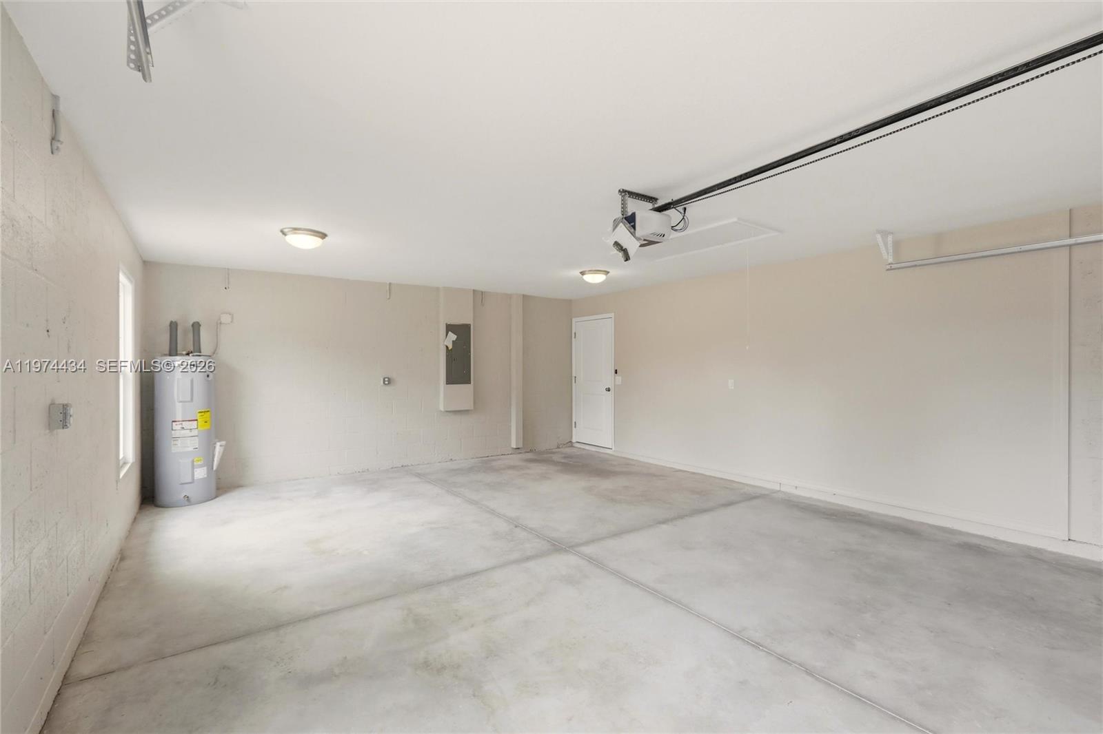 6823 Dickinson Drive