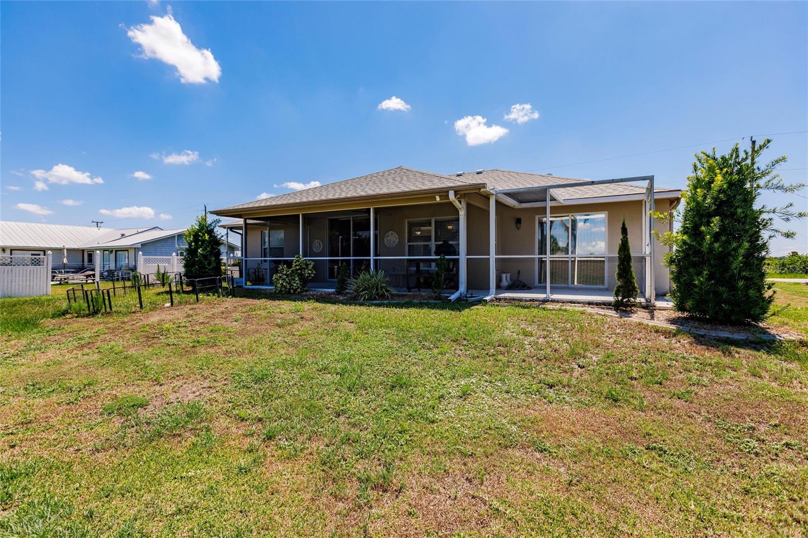 8230 SW LIVERPOOL RD