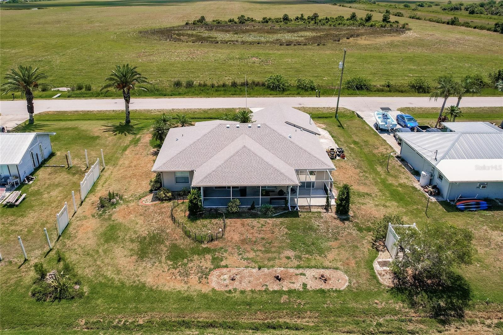 8230 SW LIVERPOOL RD