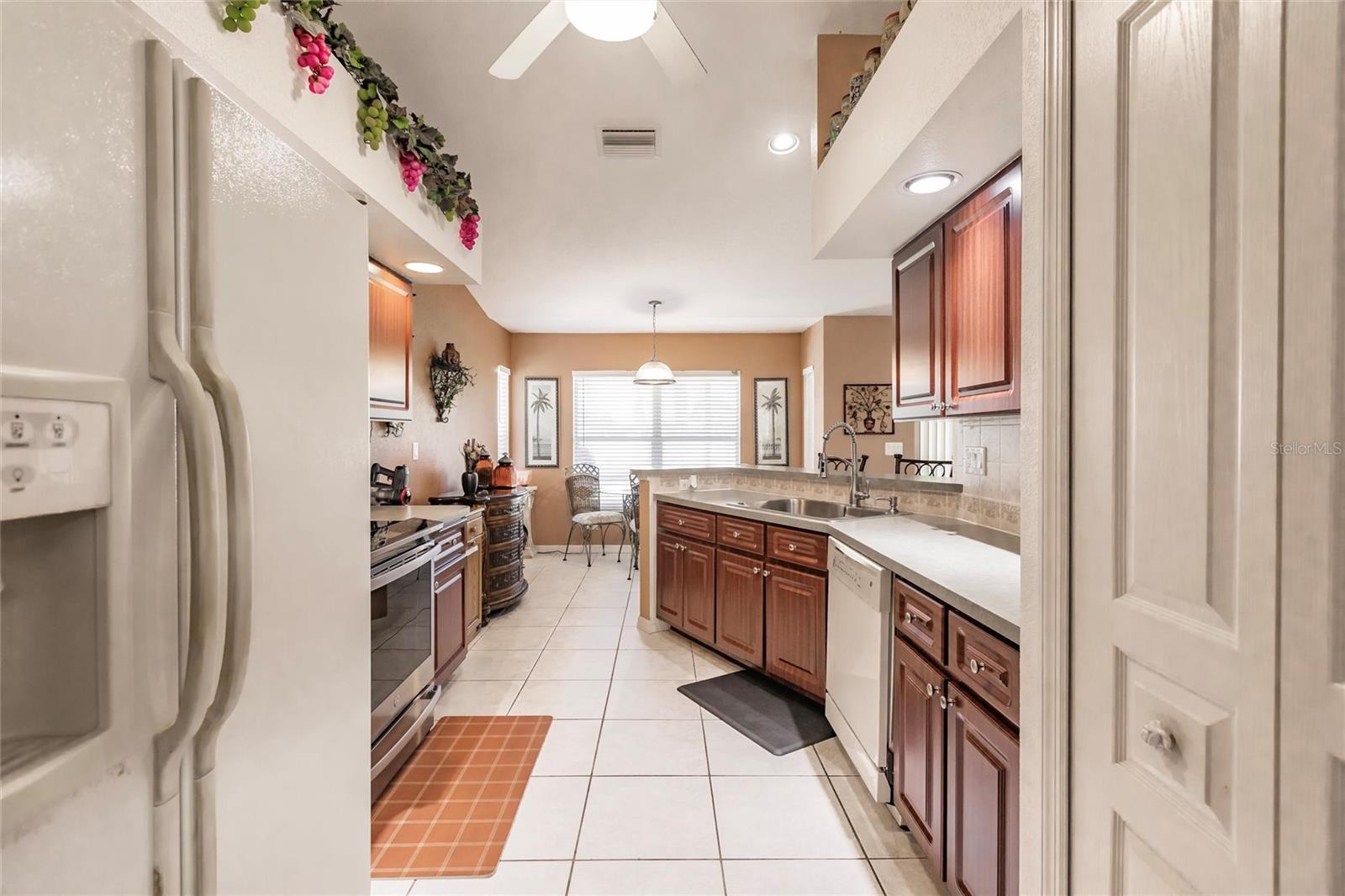 8230 SW LIVERPOOL RD