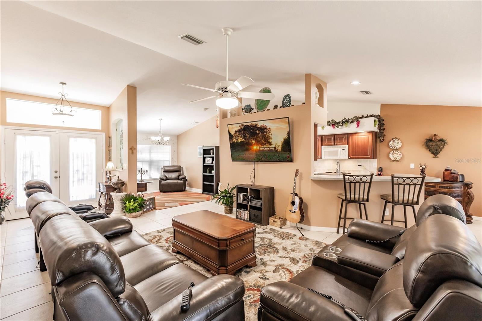 8230 SW LIVERPOOL RD