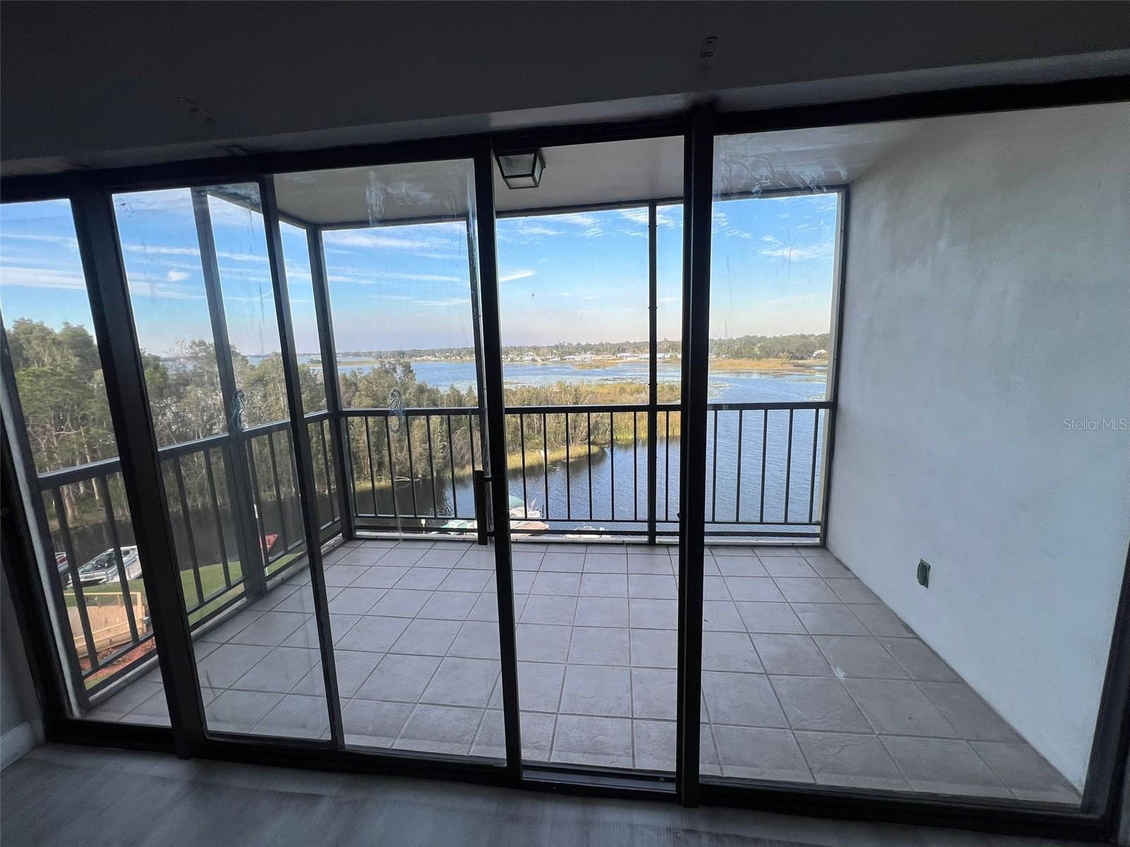 117 COUNTRY CLUB DR #603