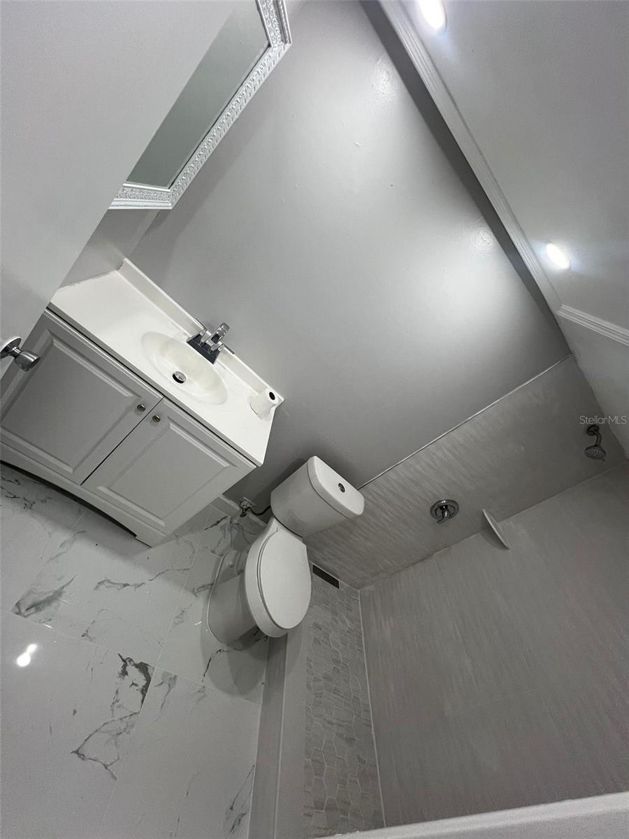 117 COUNTRY CLUB DR #603